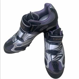 GIRO Spin Shoes size 8.5
